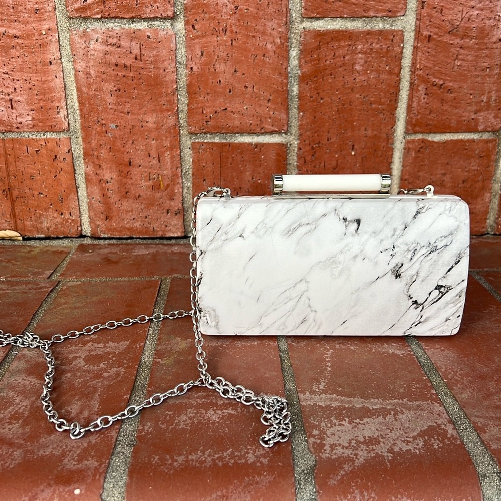 Small marble purse